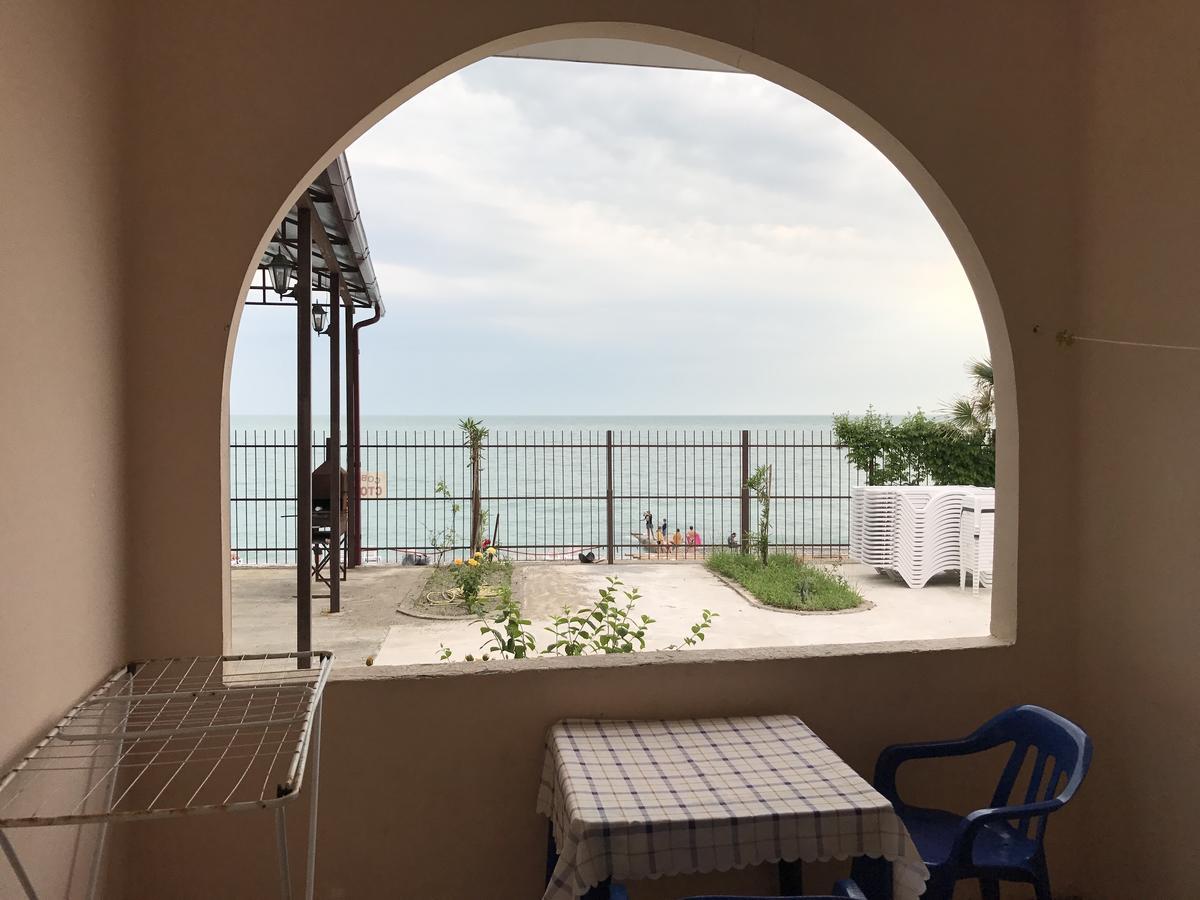Davel Hotel Gagra Buitenkant foto