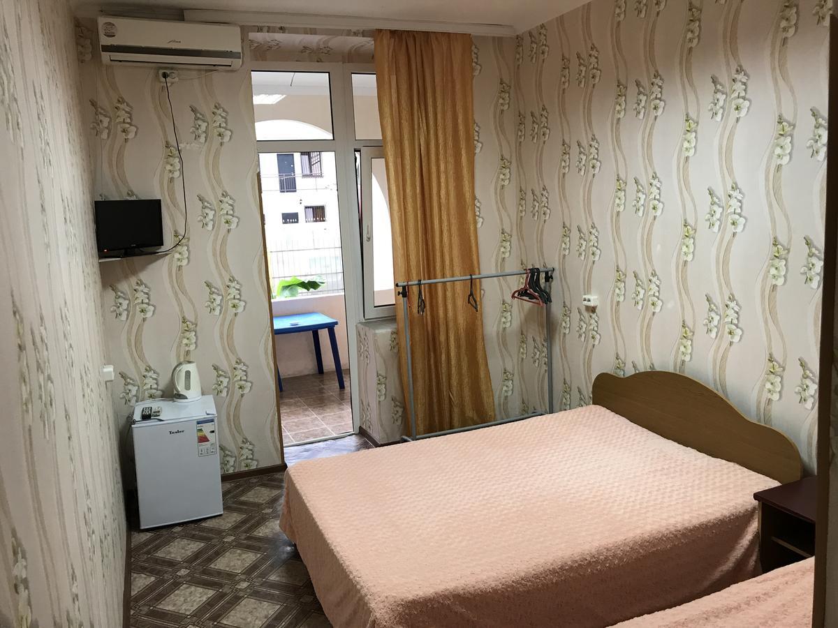 Davel Hotel Gagra Buitenkant foto