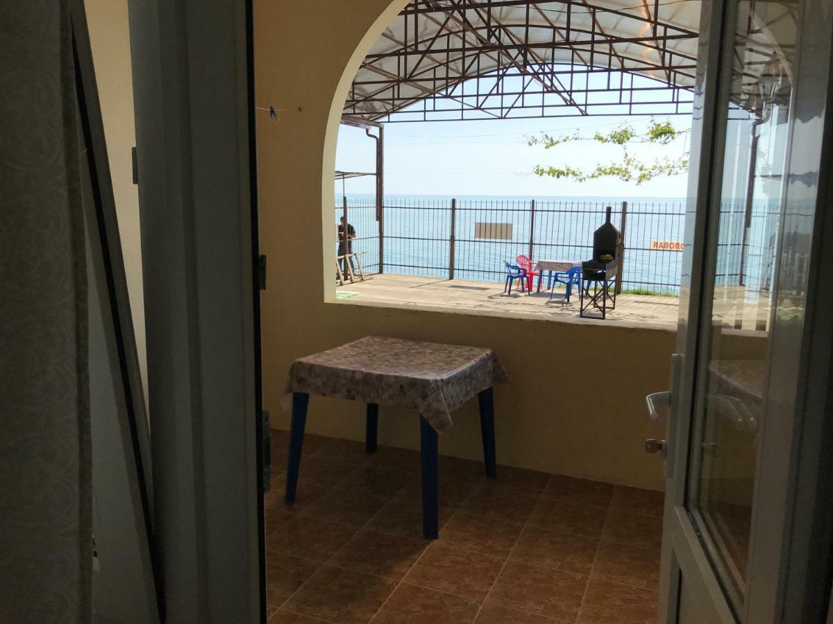 Davel Hotel Gagra Buitenkant foto