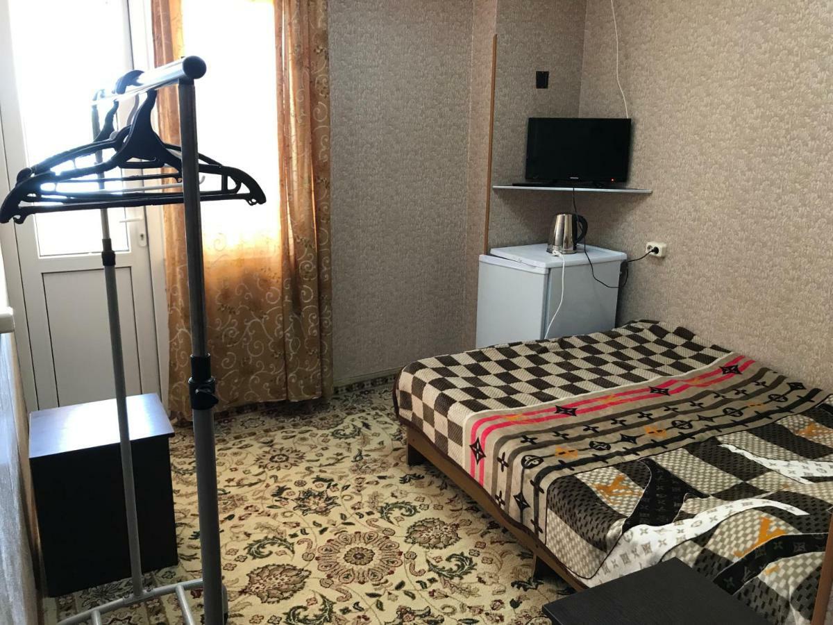 Davel Hotel Gagra Buitenkant foto